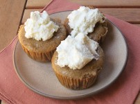 spicedpeachcupcakes 202x150 spicedpeachcupcakes