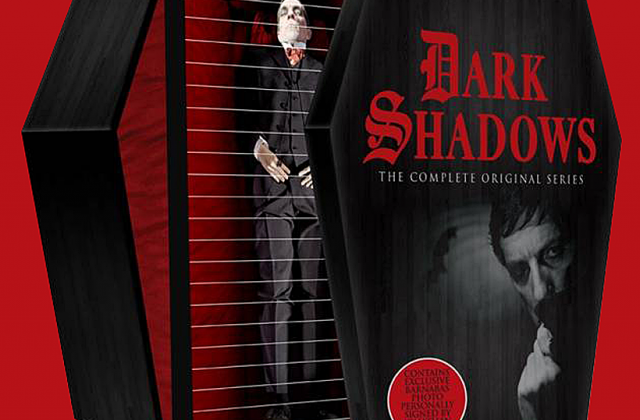 Dark Shadows DVD