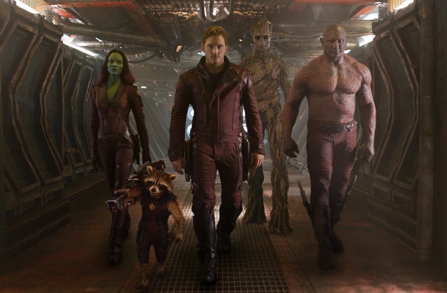 guardians-galaxy-walking