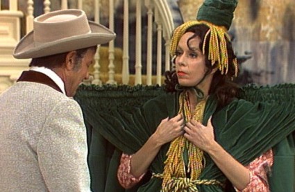 Harvey Korman and Carol Burnett in "Went With the Wind"